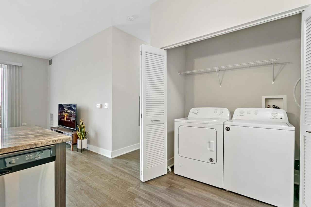 Bright & Comfortable Oakbrook 2Br Apt Free Parking - Ob 1 Apartment Oakbrook Terrace Exterior foto